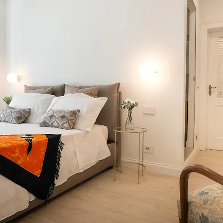 La Dimora Di Adone Apartman *
